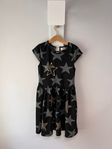 Черна рокля на сиви звезди с къс ръкав LC Waikiki/9-10г/134-140см