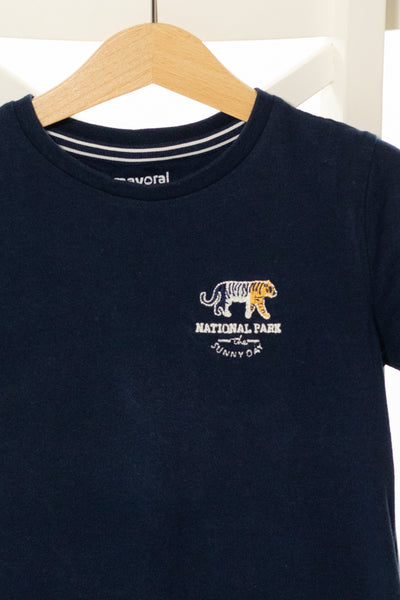 Тъмносиня памучна тениска с ефектни бродерии на гърба, MAYORAL/ 4г., 104см.