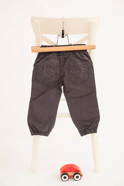 Тънък спортен панталон в сиво Lupilu / 18м. (86см)