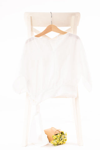 Ефирна елегантна блуза в бяло / 6г.