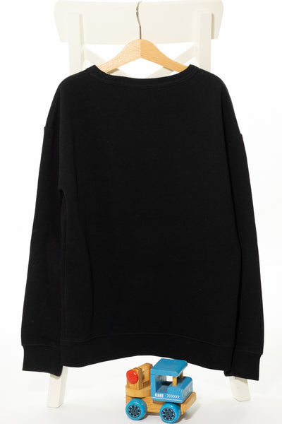 Плътна черна блуза с дълъг ръкав с релефна щампа със скейтбордисти, H&M/ 8-10г., 140-168см.