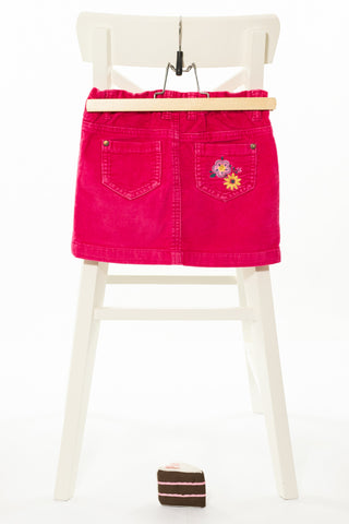 Цикламена джинсова къса пола с бродирни цветя, PALOMINO/ 4-5г., 110см.
